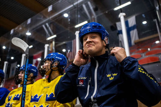 Head coach Andreas Karlsson of Sweden at a practice session