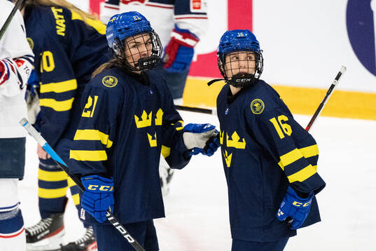 Emma Rehn and Emilia Bergeby Hallbeck of Sweden