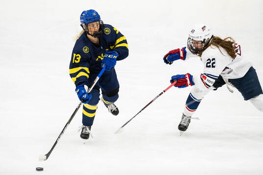 Bläddra bland fler bilder av 2023 IIHF U18 Women's World Championship, Day 1, USA - Sweden