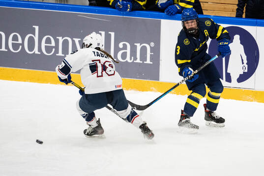 Samantha Taber of USA  and Mira Jungåker of Sweden