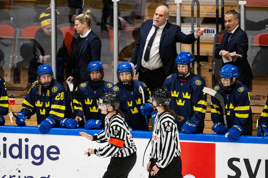 assistant coach Pernilla Winberg, Ulf Hall and Head coach