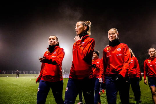 Josefine Wiksell och Izabelle Wahlstedt