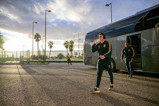 Yasin Ayari of Sweden arrives to the stadium