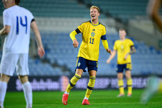 Samuel Gustafson of Sweden reacts