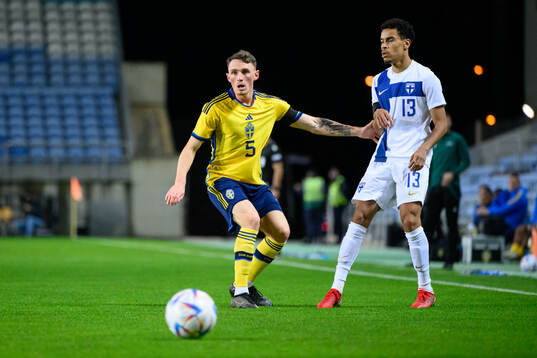 Noah Persson of Sweden and Pyry Soiri of Finland