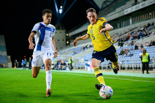 Pyry Soiri of Finland and Noah Persson of Sweden