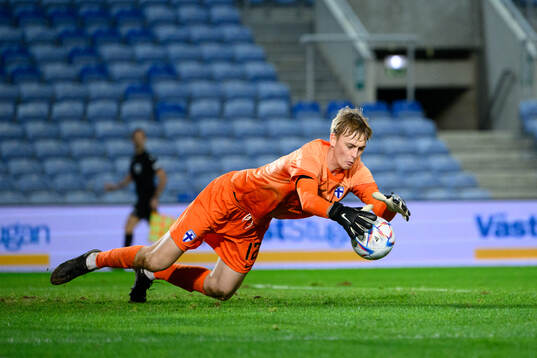 goalkeeper Lucas Bergström of Finland