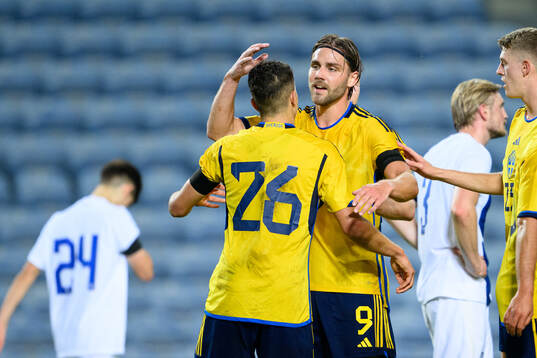 Christoffer Nyman of Sweden celebrates