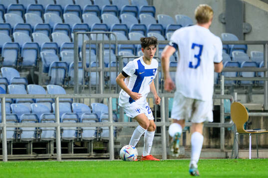 Tomas Galvez of Finland