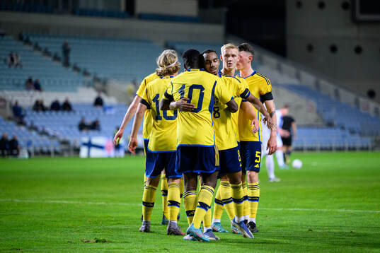 Joel Asoro of Sweden celebrates