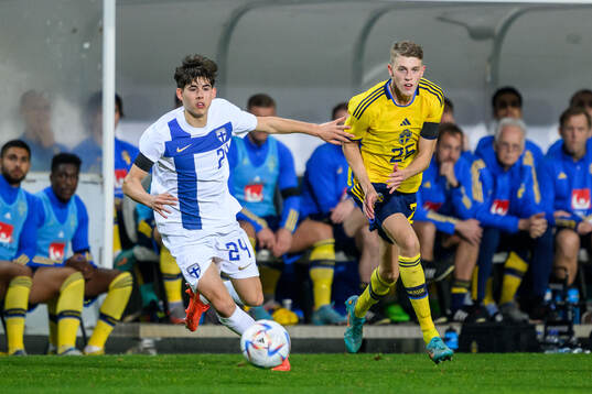 Tomas Galvez of Finland and Alexander Bernhardsson of Sweden