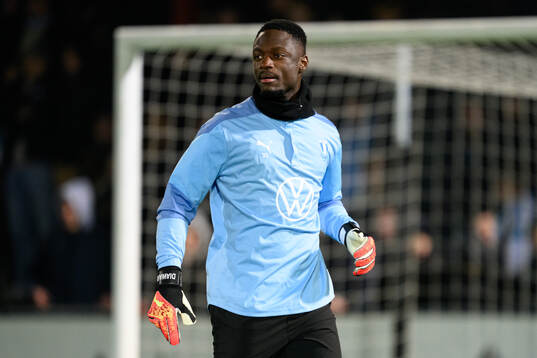 målvakt Ismael Diawara