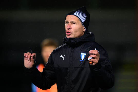 assisterande tränare Nikola Trajkovic