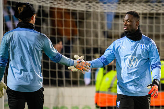 Målvakt Ismael Diawara
