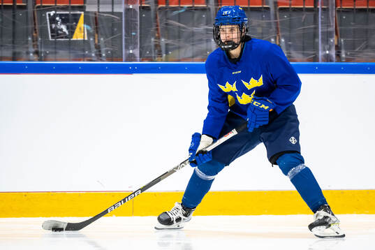 Tilde Utbult of Sweden at a practice session