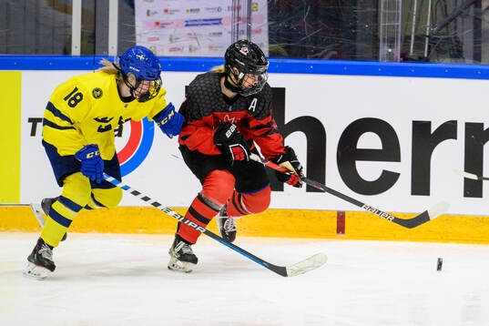 Hilda Svensson of Sweden and Alex Law of Canada