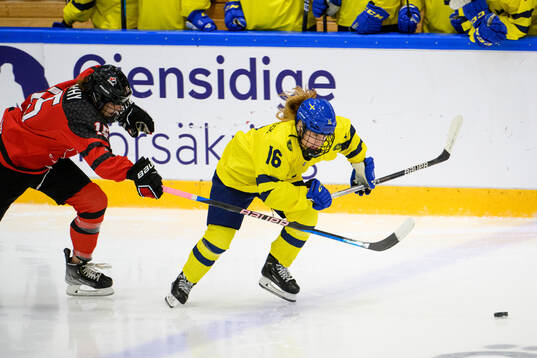 Emilia Bergeby Hallbeck of Sweden