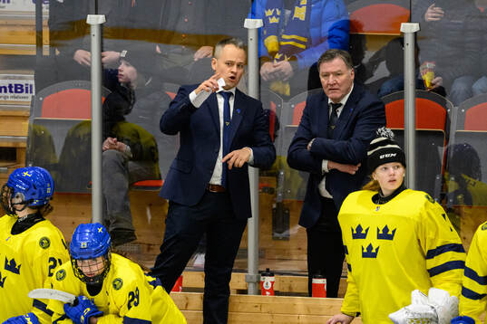 Head coach Andreas Karlsson and team manager Hasse Edlund