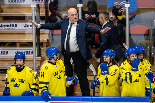 Assistant coach Ulf Hall