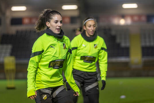 Häckens Clarissa Larisey