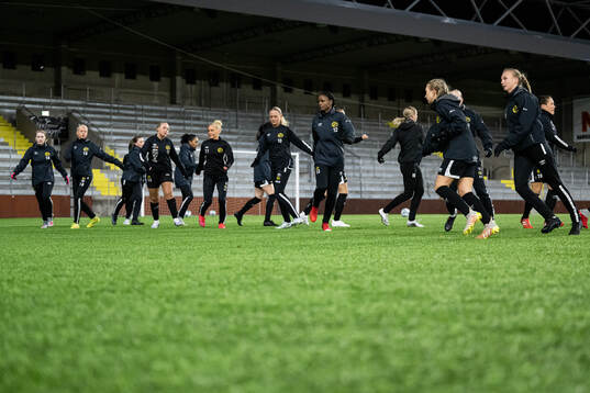 Spelarna värmer upp