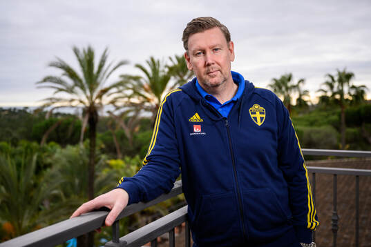 assistant coach Peter Wettergen of the Swedish men's