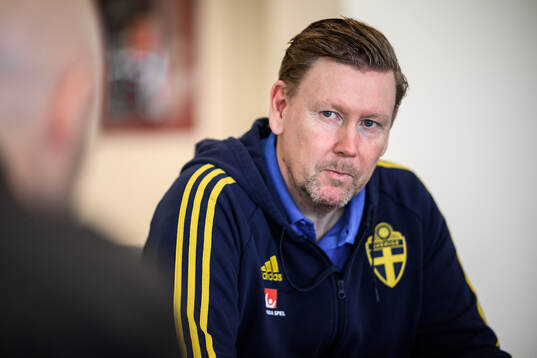 assistant coach Peter Wettergen of the Swedish men's