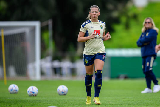 Cornelia Kapocs of the Swedish women's football national