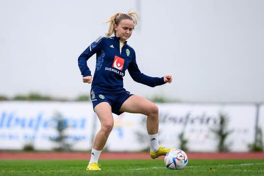 Matilda Vinberg of the Swedish women's football national