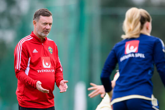 head coach Peter Gerhardsson of the Swedish women's