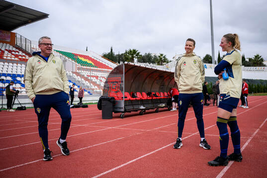 Head coach Janne Andersson and goalkeeper coach Maths