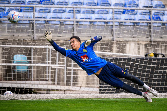 goalkeeper Oliver Dovin of the Swedish men's football