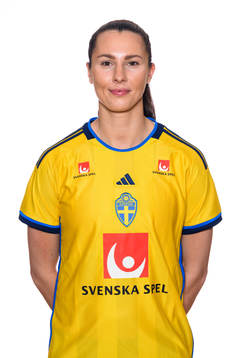 Nellie Karlsson of the Swedish women's football national