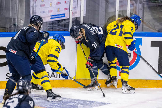 Stella Lindell and Emma Rehn against Bianca Kanerva and