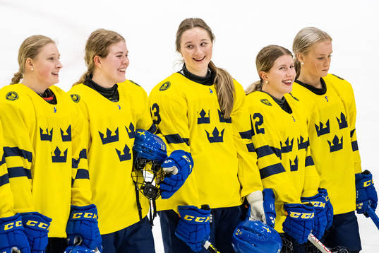 Isabelle Leijonhielm and Stina Andersson of Sweden