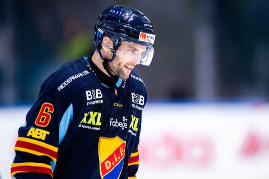 Djurgårdens Stefan Elliott deppar