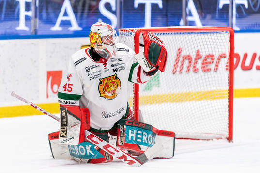 Moras målvakt Andreas Ljunggren jublar