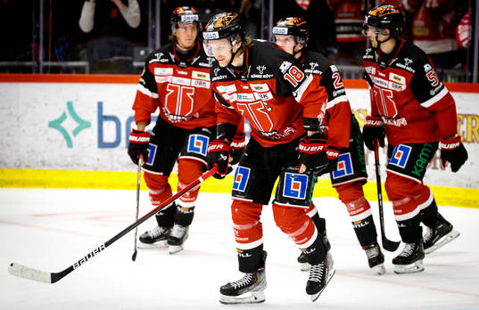 Örebros Rodrigo Abols gör 4-1 och jublar