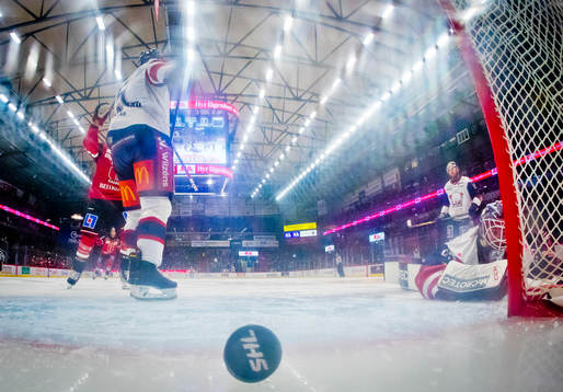 Örebros Christopher Mastomäki gör 1-0 på Linköpings