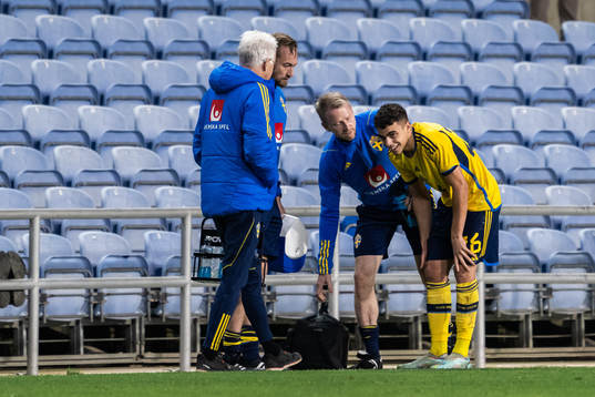 Yasin Ayari of Sweden in pain
