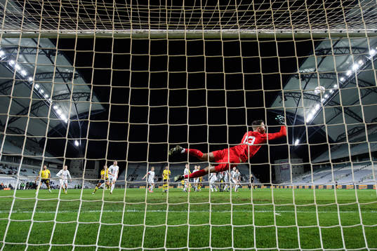 goalkeeper Hakon Rafn Valdimarsson of Iceland lets in 1-1