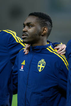 Joel Asoro of Sweden