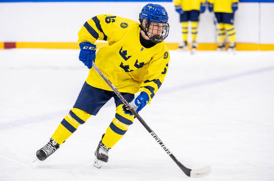 Emilia Bergeby Hallbeck of Sweden