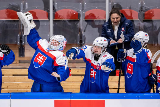 Players of Slovakia celebrate