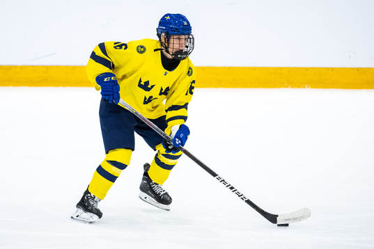 Emilia Bergeby Hallbeck of Sweden