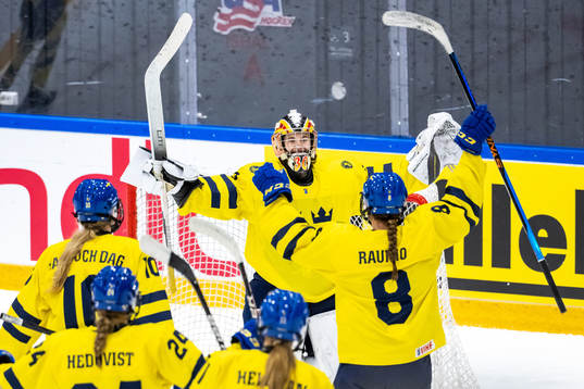 Goaltender Felicia Frank of Sweden celebrates