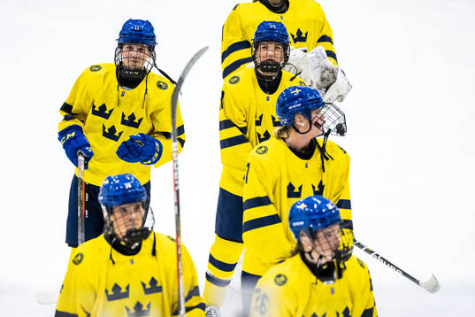 Ella Hellman and Ebba Hedqvist of Sweden