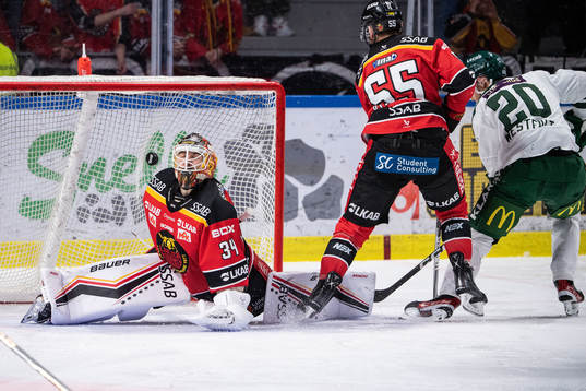 Färjestads Marcus Westfält gör 3-1 bakom Luleås