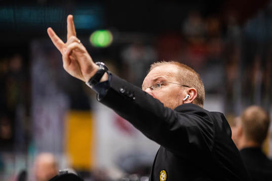 Brynäs assisterande tränare Kalle Kaskinen