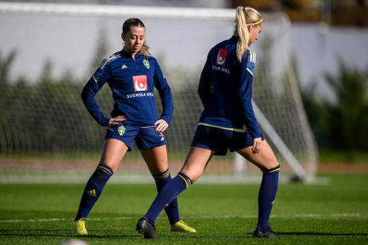 Cornelia Kapocs of the Swedish women's national football